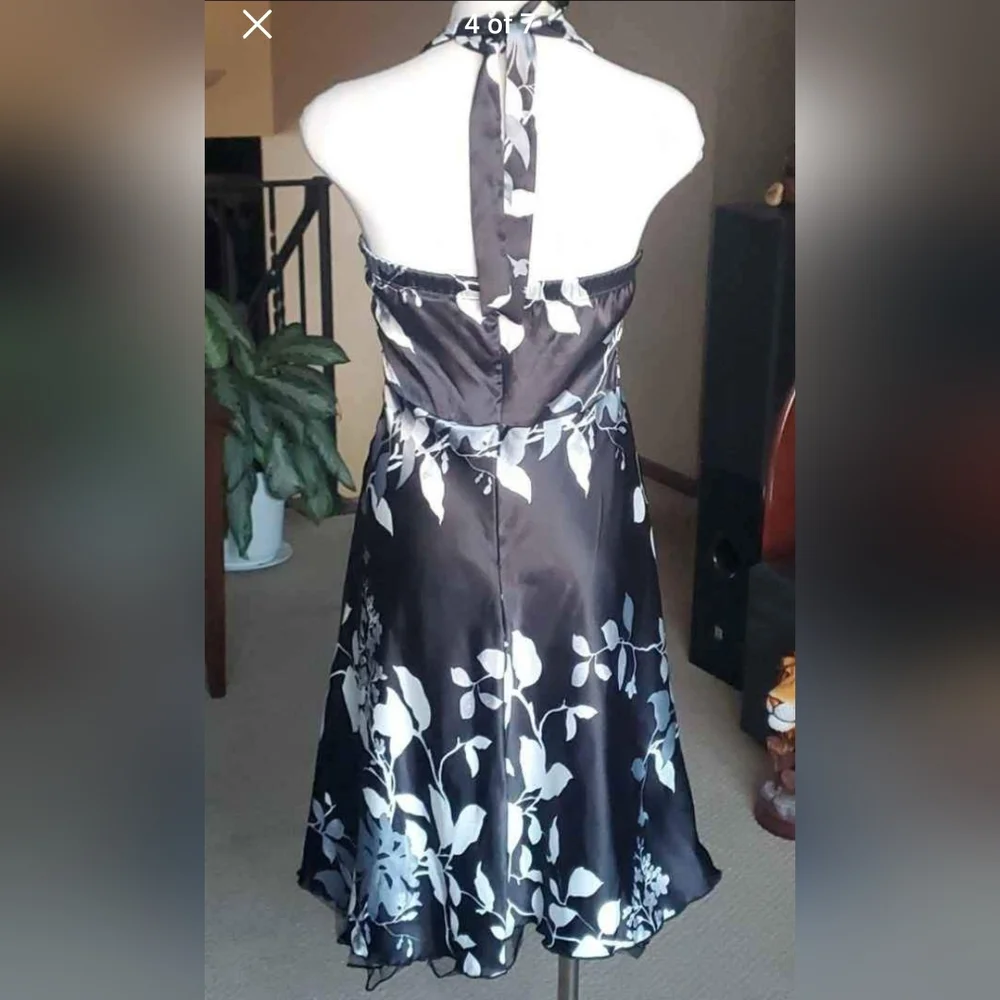 Womens Black/Silver Halter Dress (7) - Picture 6 of 7